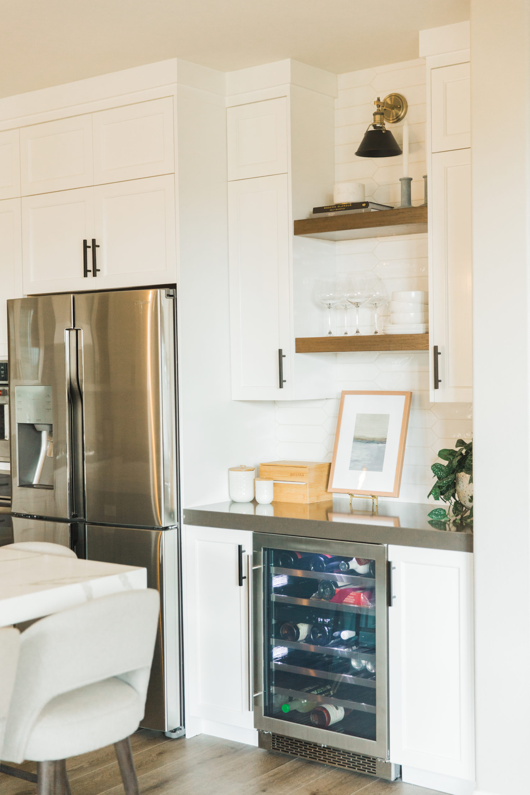 Getting a Pinterest Worthy Styled Kitchen - rebeccarollinsinteriors.com